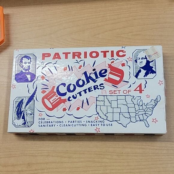 Vintage Patriotic Cookie Cutters Set of 4 Lincoln Washington Eagle USA - Picture 2 of 6